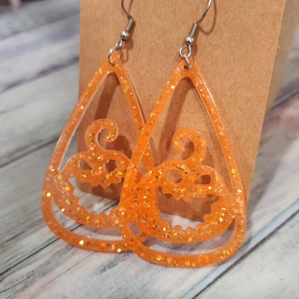 Glitter Resin Halloween Earrings - Picture 5 of 8